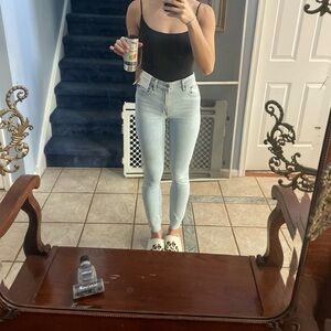 Abercrombie XLong size 2/26, skinny high rise